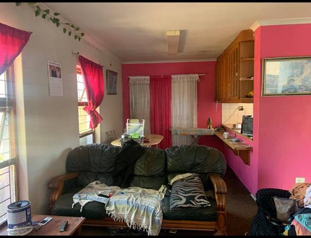 4 BEDROOM HOUSE FOR SALE IN EIKENDAL